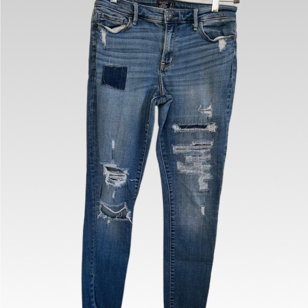 Abercrombie & Fitch Distressed Skinny Jeans - Blue size 29 /8